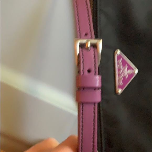 Prada purse - Picture 7 of 8